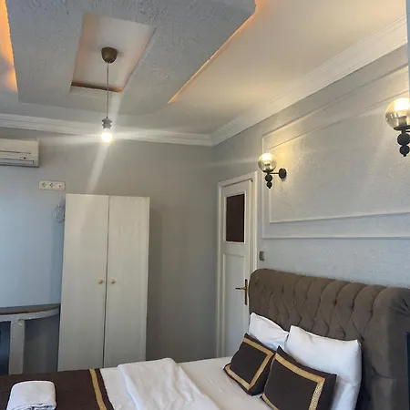Ramo's Aparatments &