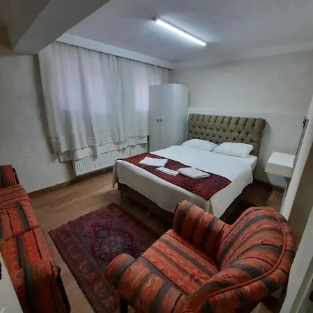 Ramo's Aparatments &